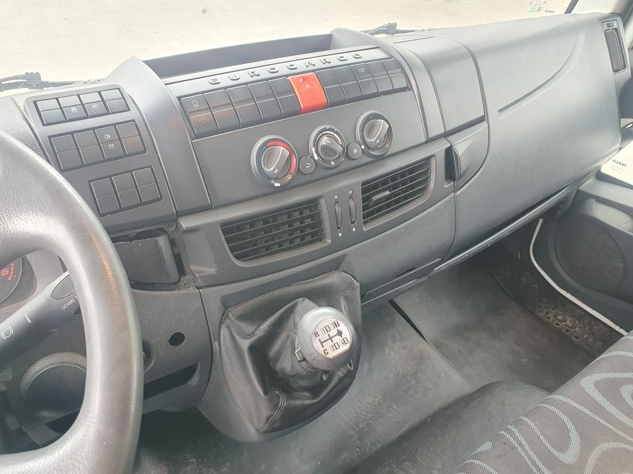 IVECO Eurocargo ML150E28/FP - Schuifzeilen vrachtwagen: afbeelding 2 IVECO Eurocargo ML150E28/FP - Schuifzeilen vrachtwagen: afbeelding 2