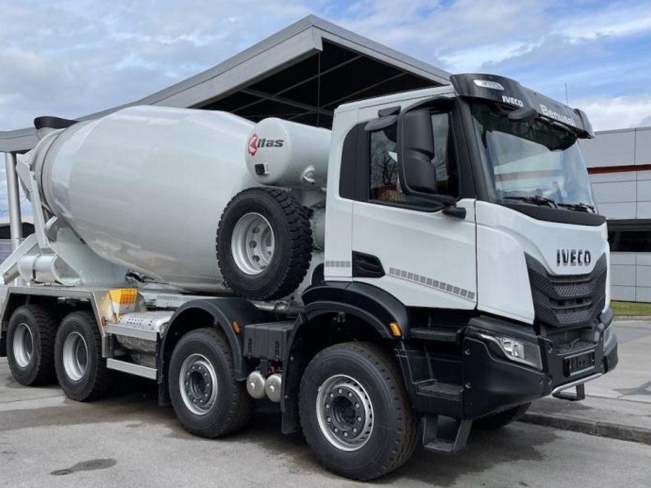 IVECO X-Way AD360X42BZ HR OFF - Betonmixer: afbeelding 1 IVECO X-Way AD360X42BZ HR OFF - Betonmixer: afbeelding 1