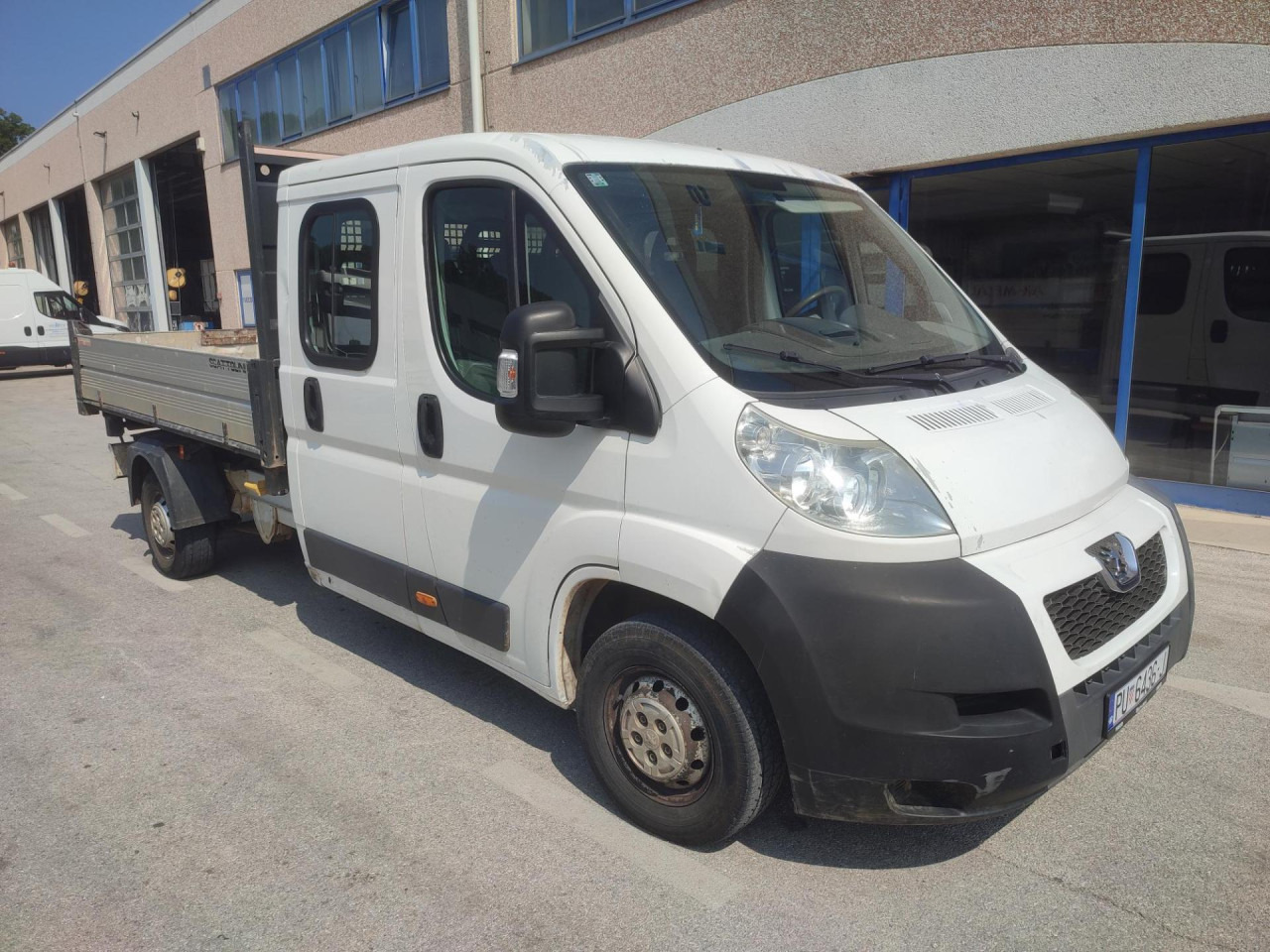 PEUGEOT Boxer 2.2 HDI - Kipper bestelwagen, Bestelwagen met dubbele cabine: afbeelding 2 PEUGEOT Boxer 2.2 HDI - Kipper bestelwagen, Bestelwagen met dubbele cabine: afbeelding 2