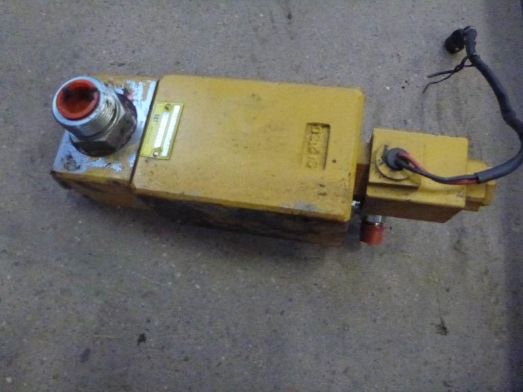 CAT 374 D ventiler, 297-0371 - Hydraulica voor Bouwmachine: afbeelding 2 CAT 374 D ventiler, 297-0371 - Hydraulica voor Bouwmachine: afbeelding 2