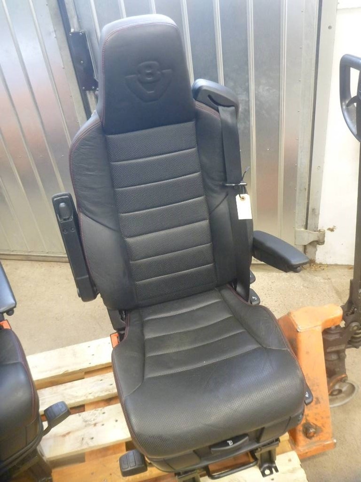 Scania R 650 - Cabine voor Vrachtwagen: afbeelding 1 Scania R 650 - Cabine voor Vrachtwagen: afbeelding 1