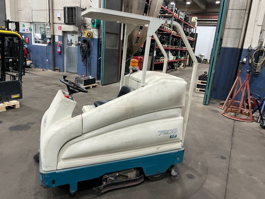 Tennant 7200 - Schrobmachine: afbeelding 2 Tennant 7200 - Schrobmachine: afbeelding 2