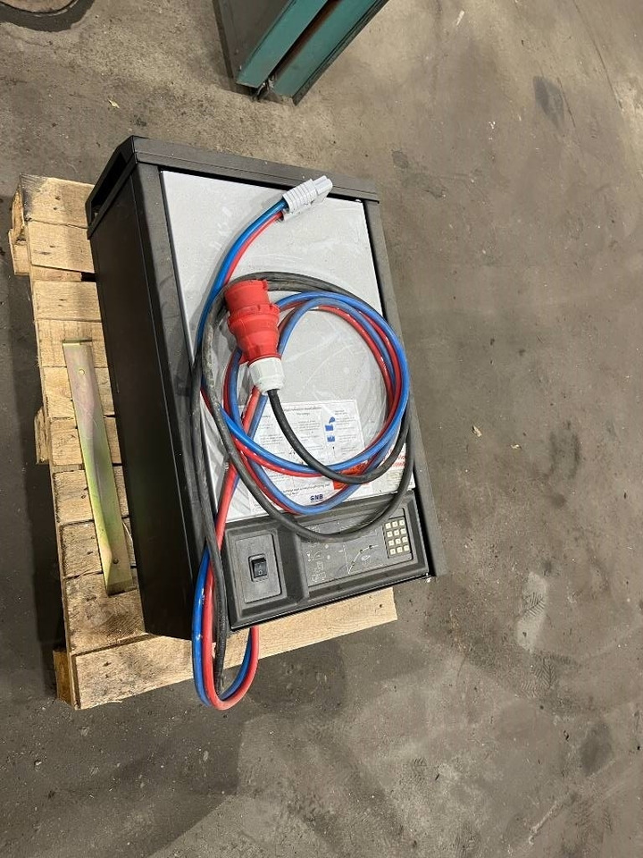 Tennant 7200 - Schrobmachine: afbeelding 4 Tennant 7200 - Schrobmachine: afbeelding 4