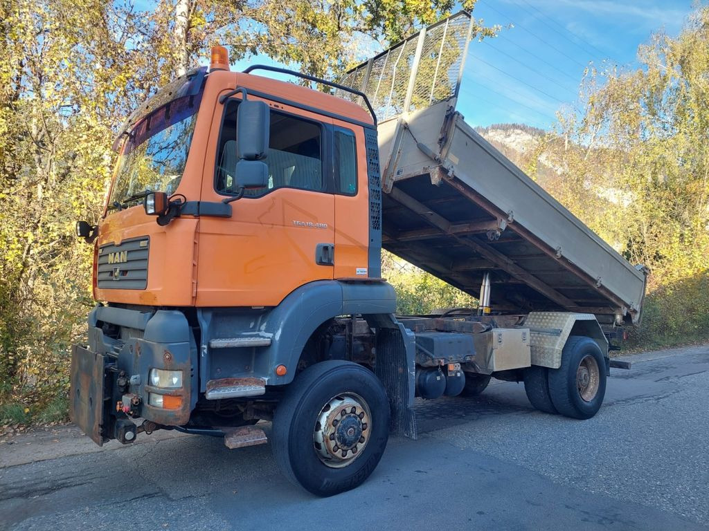 MAN TGA 18.483 FAK 4x4, Euro 3 - Kipper vrachtwagen: afbeelding 1 MAN TGA 18.483 FAK 4x4, Euro 3 - Kipper vrachtwagen: afbeelding 1