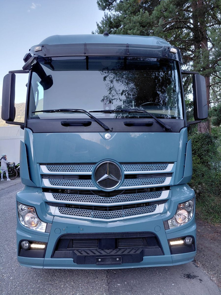 Mercedes-Benz Actros 1836 4x2, E6, Ladebordwand, Fahrschule - Schuifzeilen vrachtwagen: afbeelding 2 Mercedes-Benz Actros 1836 4x2, E6, Ladebordwand, Fahrschule - Schuifzeilen vrachtwagen: afbeelding 2