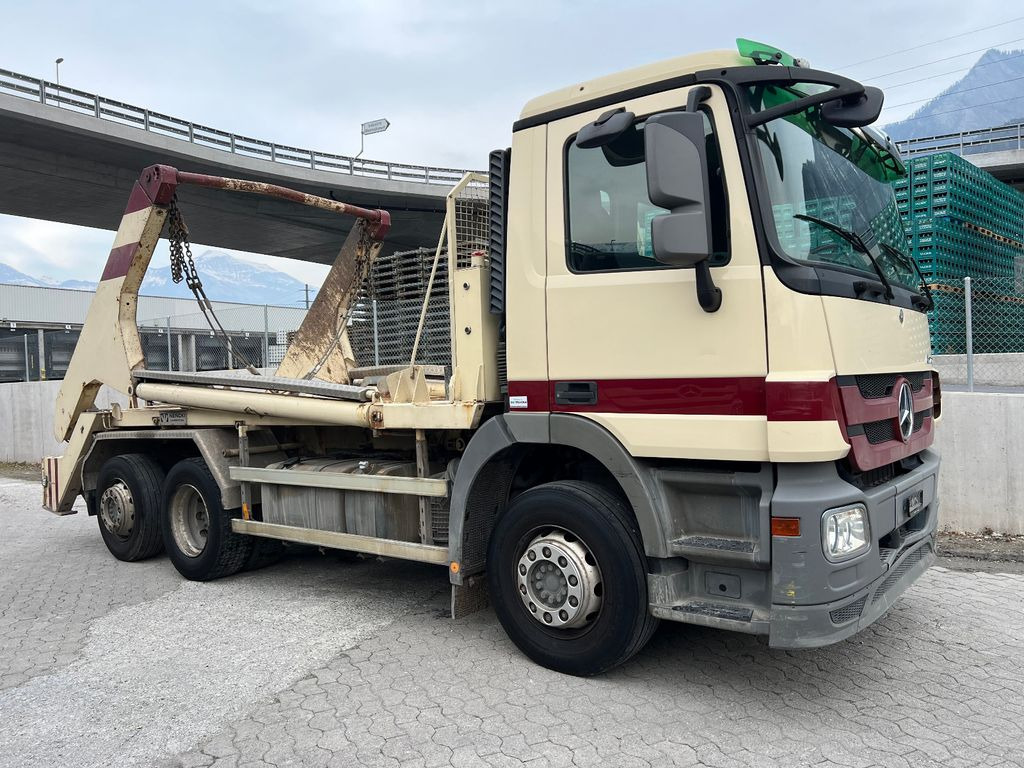 Mercedes-Benz Actros 2536 6x2, E5, MP3, WELAKI Mercedes-Benz Actros 2536 6x2, E5, MP3, WELAKI - Portaalarmsysteem vrachtwagen: afbeelding 1 Mercedes-Benz Actros 2536 6x2, E5, MP3, WELAKI Mercedes-Benz Actros 2536 6x2, E5, MP3, WELAKI - Portaalarmsysteem vrachtwagen: afbeelding 1