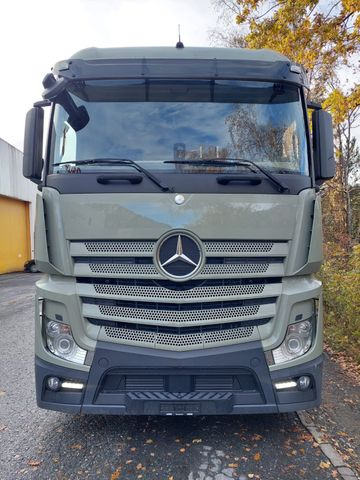 Mercedes-Benz Actros 2545 6x2, E6, Effer 265/6S Mercedes-Benz Actros 2545 6x2, E6, Effer 265/6S, 2x Stück - Kraanwagen, Vrachtwagen met open laadbak: afbeelding 4 Mercedes-Benz Actros 2545 6x2, E6, Effer 265/6S Mercedes-Benz Actros 2545 6x2, E6, Effer 265/6S, 2x Stück - Kraanwagen, Vrachtwagen met open laadbak: afbeelding 4
