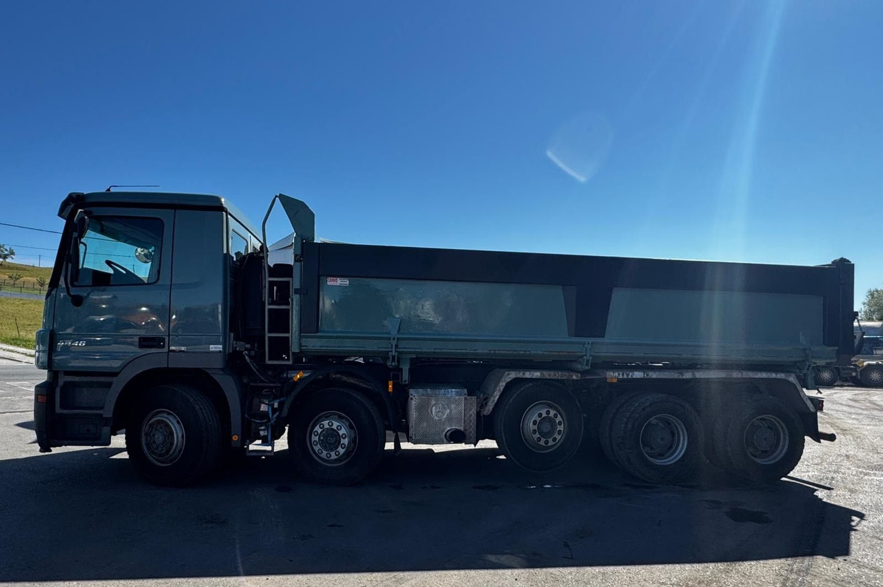 Mercedes-Benz Actros 4446 10x4, E5, MP2, EPS, Retarder - Kipper vrachtwagen: afbeelding 4 Mercedes-Benz Actros 4446 10x4, E5, MP2, EPS, Retarder - Kipper vrachtwagen: afbeelding 4