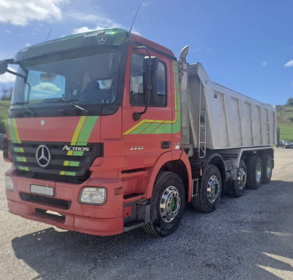 Mercedes-Benz Actros 4448 10x4, E5, EPS, MP-2, Retarder - Kipper vrachtwagen: afbeelding 2 Mercedes-Benz Actros 4448 10x4, E5, EPS, MP-2, Retarder - Kipper vrachtwagen: afbeelding 2