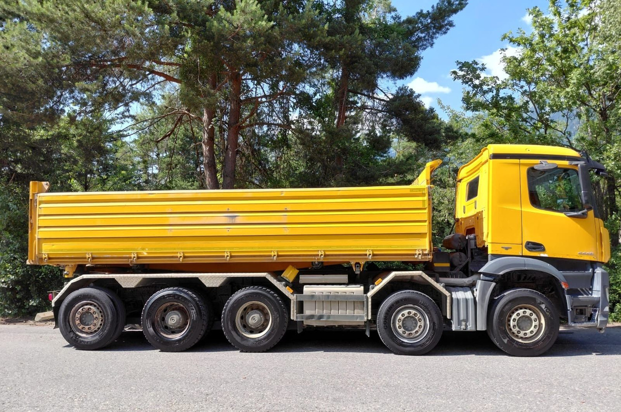 Mercedes-Benz Arocs 4448 10x4,E6,Schwarzmueller Kipper, Retard - Kipper vrachtwagen: afbeelding 4 Mercedes-Benz Arocs 4448 10x4,E6,Schwarzmueller Kipper, Retard - Kipper vrachtwagen: afbeelding 4