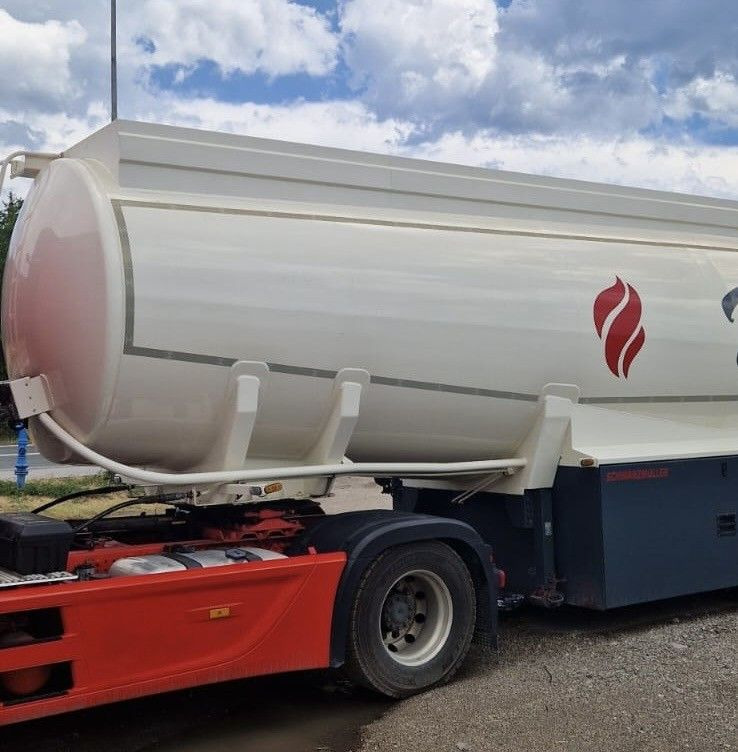Schwarzmüller ADR, Diesel/Benzin Treibstoff, oben/unten, 3Kamm - Tankoplegger: afbeelding 2 Schwarzmüller ADR, Diesel/Benzin Treibstoff, oben/unten, 3Kamm - Tankoplegger: afbeelding 2