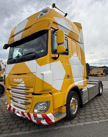 DAF XF460 4x2, Retarder, Euro 6, ALU Felgen - Trekker: afbeelding 1 DAF XF460 4x2, Retarder, Euro 6, ALU Felgen - Trekker: afbeelding 1