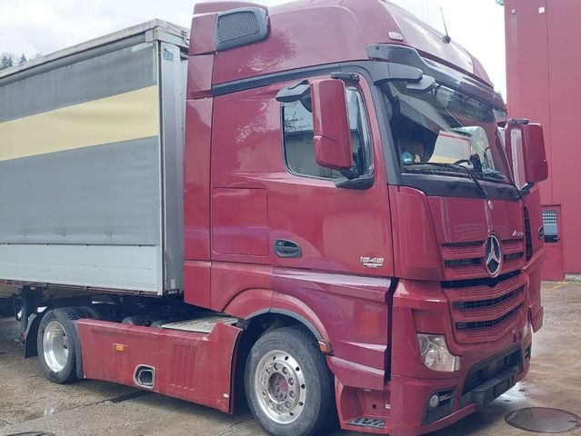 Mercedes-Benz Actros 1848 4x2, E6,Lowliner,verstellbare Sattel - Trekker: afbeelding 1 Mercedes-Benz Actros 1848 4x2, E6,Lowliner,verstellbare Sattel - Trekker: afbeelding 1