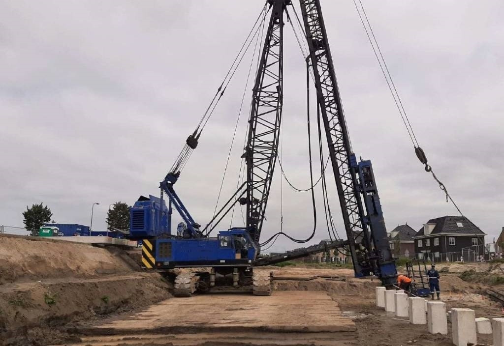 Hitachi KH300-3 PD - Rupskraan: afbeelding 2 Hitachi KH300-3 PD - Rupskraan: afbeelding 2