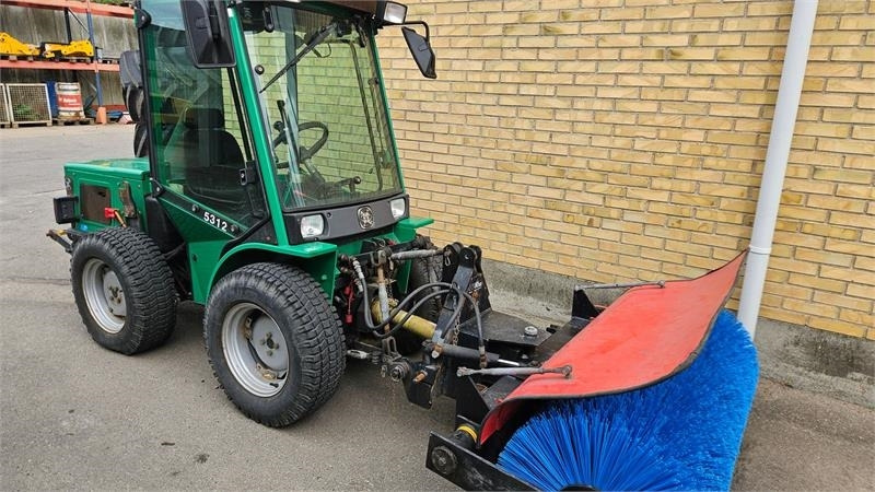 Antonio Carraro 5312 - Gemeentelijke tractor: afbeelding 1 Antonio Carraro 5312 - Gemeentelijke tractor: afbeelding 1