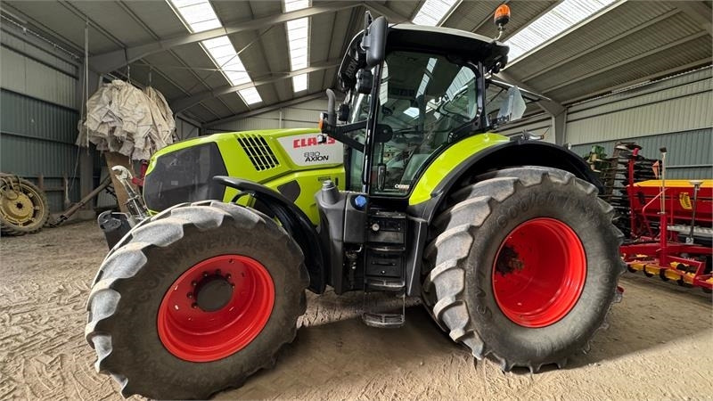 Claas AXION 830 CEBIS - Tractor: afbeelding 1 Claas AXION 830 CEBIS - Tractor: afbeelding 1