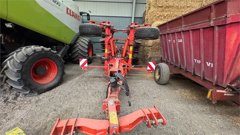 Kuhn CULTIMER L4000 Bugseret - Eg: afbeelding 5 Kuhn CULTIMER L4000 Bugseret - Eg: afbeelding 5