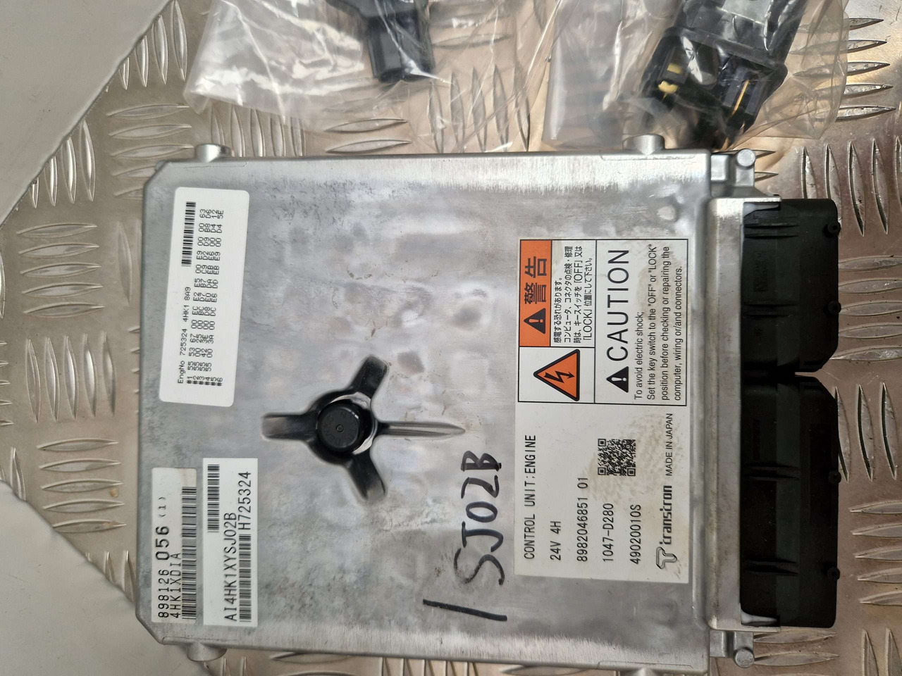 ISUZU ECU 4HK1 XYSJ02B 24V H725324 - Motor en onderdelen voor Bouwmachine: afbeelding 3 ISUZU ECU 4HK1 XYSJ02B 24V H725324 - Motor en onderdelen voor Bouwmachine: afbeelding 3