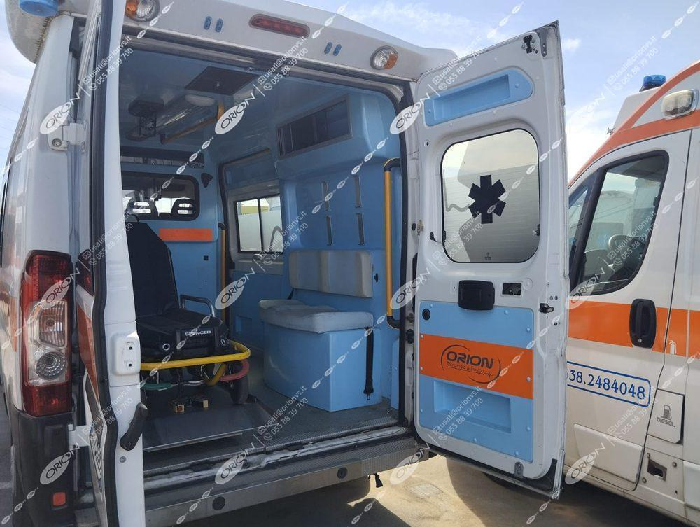 ORION Peugeot Boxer - Ambulance: afbeelding 4 ORION Peugeot Boxer - Ambulance: afbeelding 4
