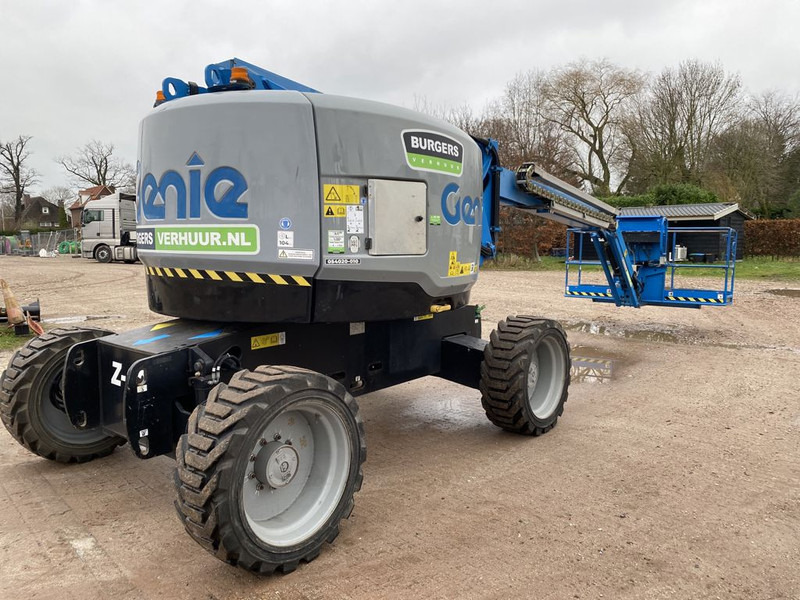 Genie Z62/40 - Knikarmhoogwerker: afbeelding 3 Genie Z62/40 - Knikarmhoogwerker: afbeelding 3
