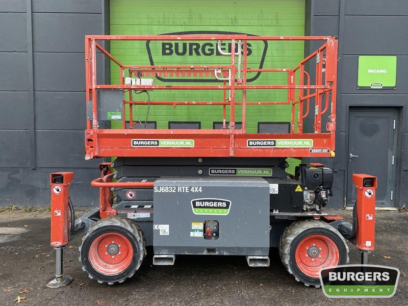 Skyjack SJ6832 RTE - Schaarlift: afbeelding 4 Skyjack SJ6832 RTE - Schaarlift: afbeelding 4