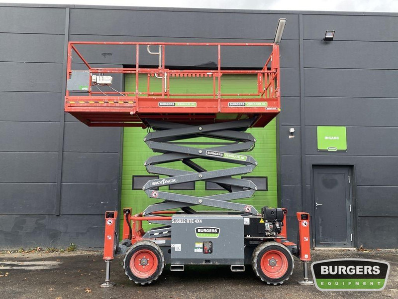 Skyjack SJ6832 RTE - Schaarlift: afbeelding 1 Skyjack SJ6832 RTE - Schaarlift: afbeelding 1