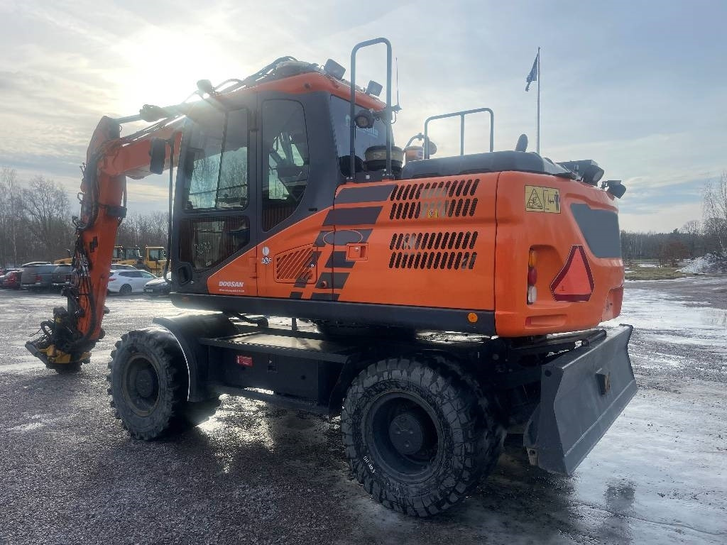 Doosan DX 140 W-5 Dismantled: only spare parts - Mobiele graafmachine: afbeelding 4 Doosan DX 140 W-5 Dismantled: only spare parts - Mobiele graafmachine: afbeelding 4