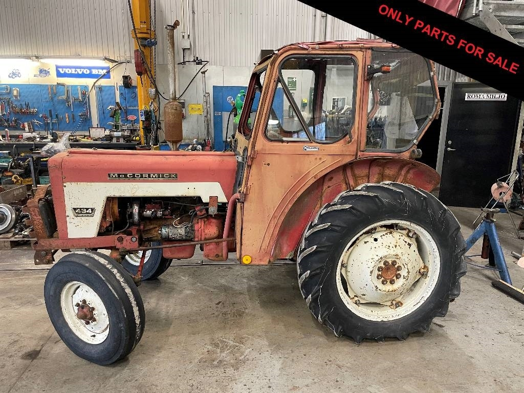 International 434 Dismantled: only spare parts - Tractor: afbeelding 1 International 434 Dismantled: only spare parts - Tractor: afbeelding 1