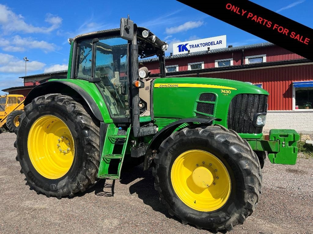 John Deere 7430 Dismantled. Only spare parts - Tractor: afbeelding 1 John Deere 7430 Dismantled. Only spare parts - Tractor: afbeelding 1