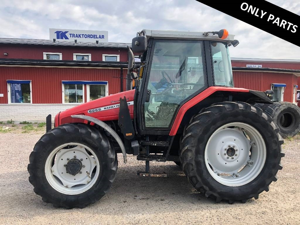 Massey Ferguson 6255 Dismantled: only spare parts - Tractor: afbeelding 1 Massey Ferguson 6255 Dismantled: only spare parts - Tractor: afbeelding 1