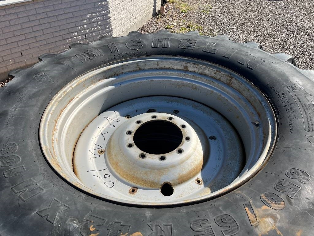 Michelin 650/65-42 hjul till Case MXM190 - Band voor Landbouwmachine: afbeelding 3 Michelin 650/65-42 hjul till Case MXM190 - Band voor Landbouwmachine: afbeelding 3