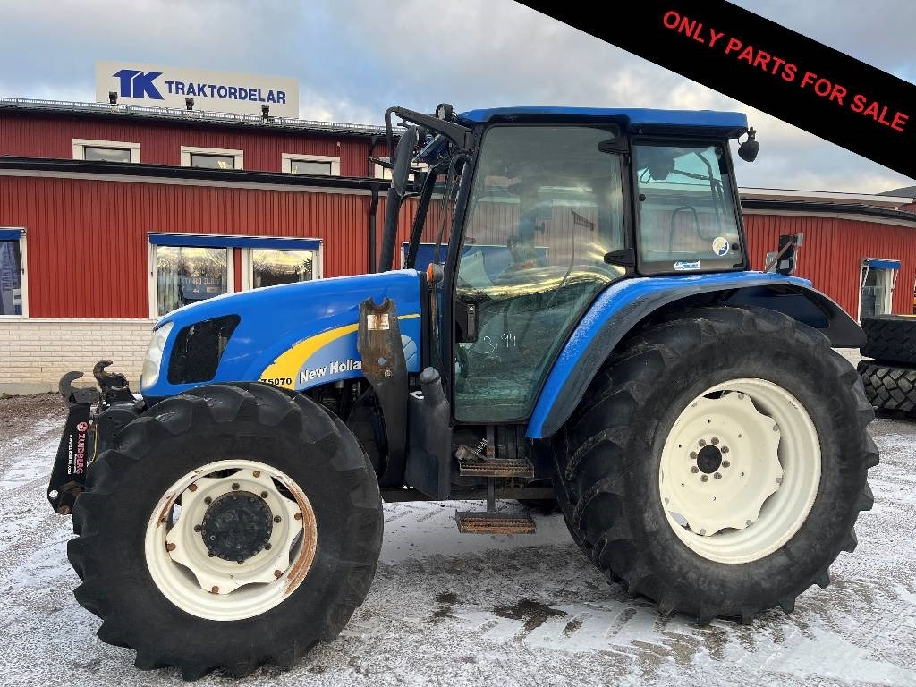 New Holland T 5070 Dismantled. Only spare parts - Tractor: afbeelding 1 New Holland T 5070 Dismantled. Only spare parts - Tractor: afbeelding 1