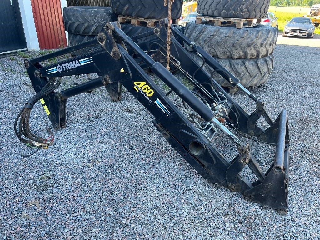 Trima 460 B Defekt - Voorlader voor tractor: afbeelding 1 Trima 460 B Defekt - Voorlader voor tractor: afbeelding 1