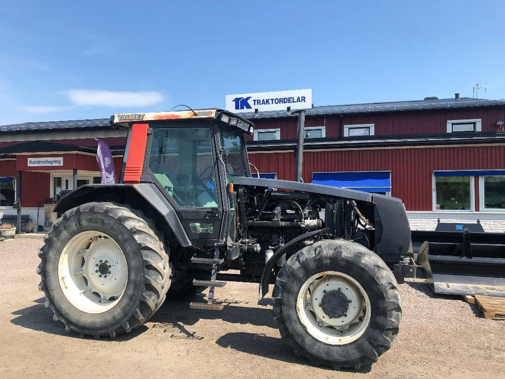 Valtra Valmet 8300 dismantled for spare parts - Tractor: afbeelding 1 Valtra Valmet 8300 dismantled for spare parts - Tractor: afbeelding 1