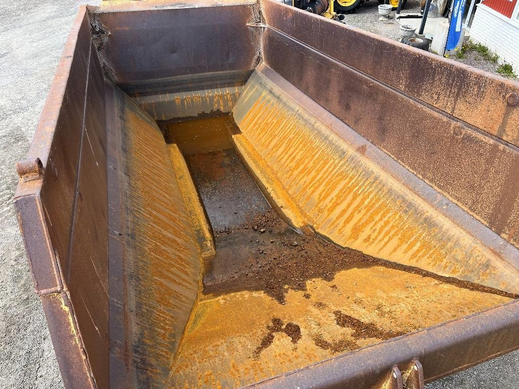 Volvo A 25 C Dismantled: only spare parts - Kiepwagen met knikbesturing: afbeelding 2 Volvo A 25 C Dismantled: only spare parts - Kiepwagen met knikbesturing: afbeelding 2
