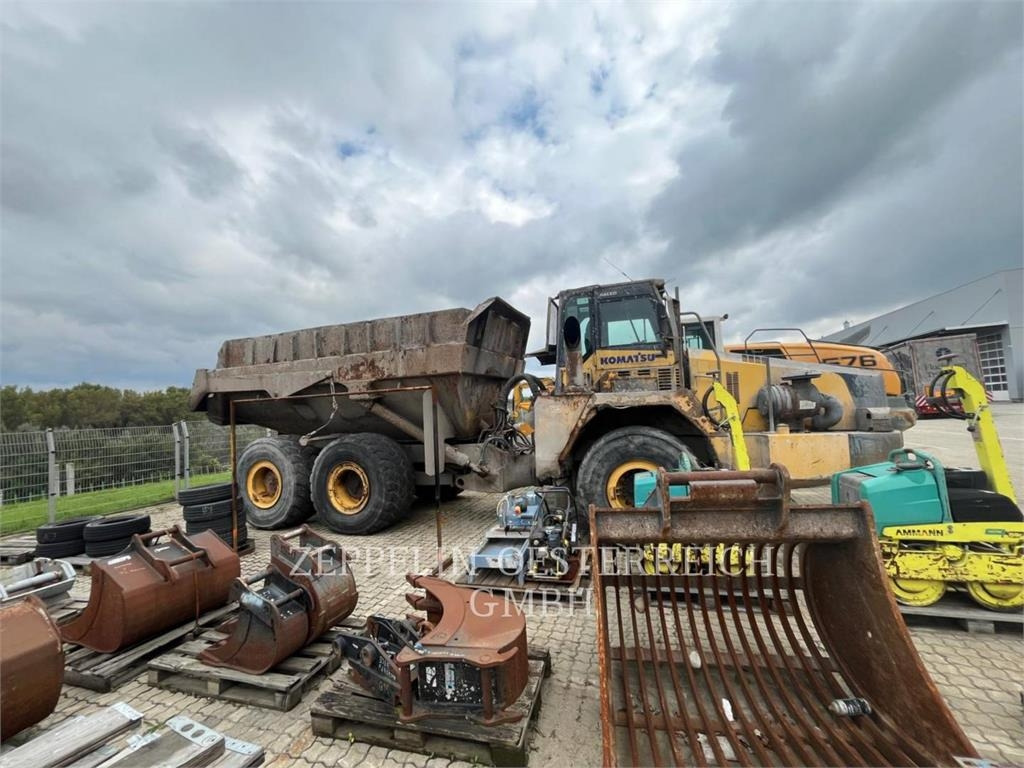 Komatsu HM300-2 - Kiepwagen met knikbesturing: afbeelding 3 Komatsu HM300-2 - Kiepwagen met knikbesturing: afbeelding 3