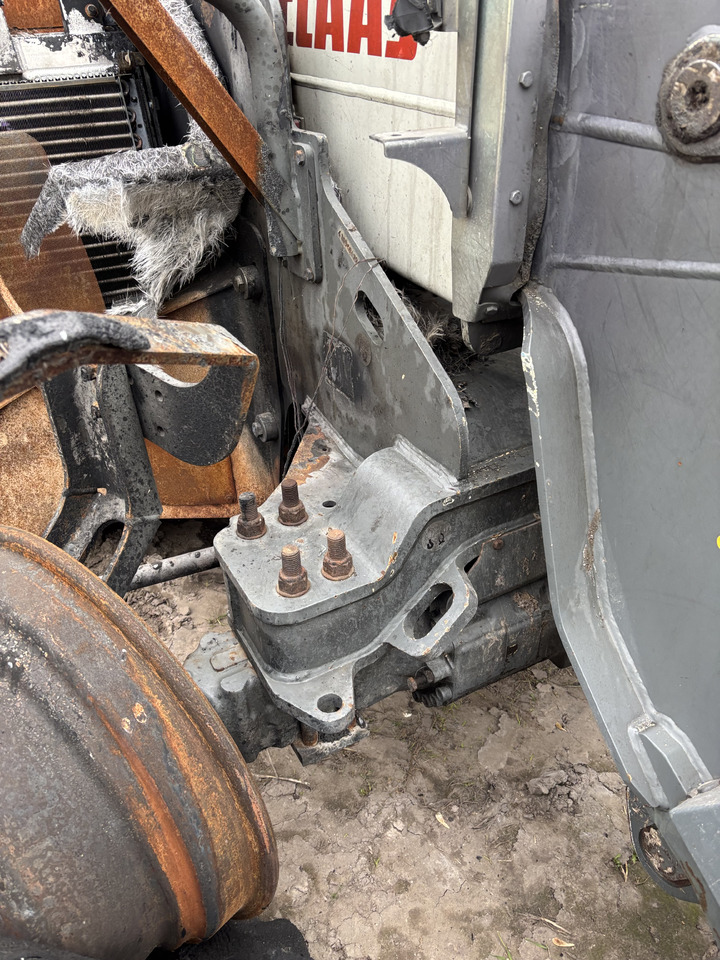 CLAAS Scorpion 7044 Skrzynia Biegów 00 1305 151 0 0013051510 00 1305 152 0 0013051510 - Versnellingsbak voor Landbouwmachine: afbeelding 3 CLAAS Scorpion 7044 Skrzynia Biegów 00 1305 151 0 0013051510 00 1305 152 0 0013051510 - Versnellingsbak voor Landbouwmachine: afbeelding 3