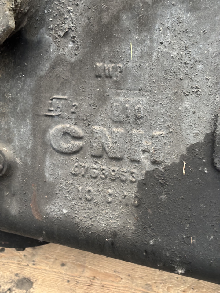 CNH 47639631 Skrzynia Biegów AutoCommand New Holland T7. 275 Case 270 Optum - Versnellingsbak voor Landbouwmachine: afbeelding 4 CNH 47639631 Skrzynia Biegów AutoCommand New Holland T7. 275 Case 270 Optum - Versnellingsbak voor Landbouwmachine: afbeelding 4