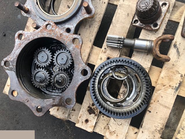 Caterpillar th355 - Dyferencjał - Differentieel voor Bouwmachine: afbeelding 2 Caterpillar th355 - Dyferencjał - Differentieel voor Bouwmachine: afbeelding 2
