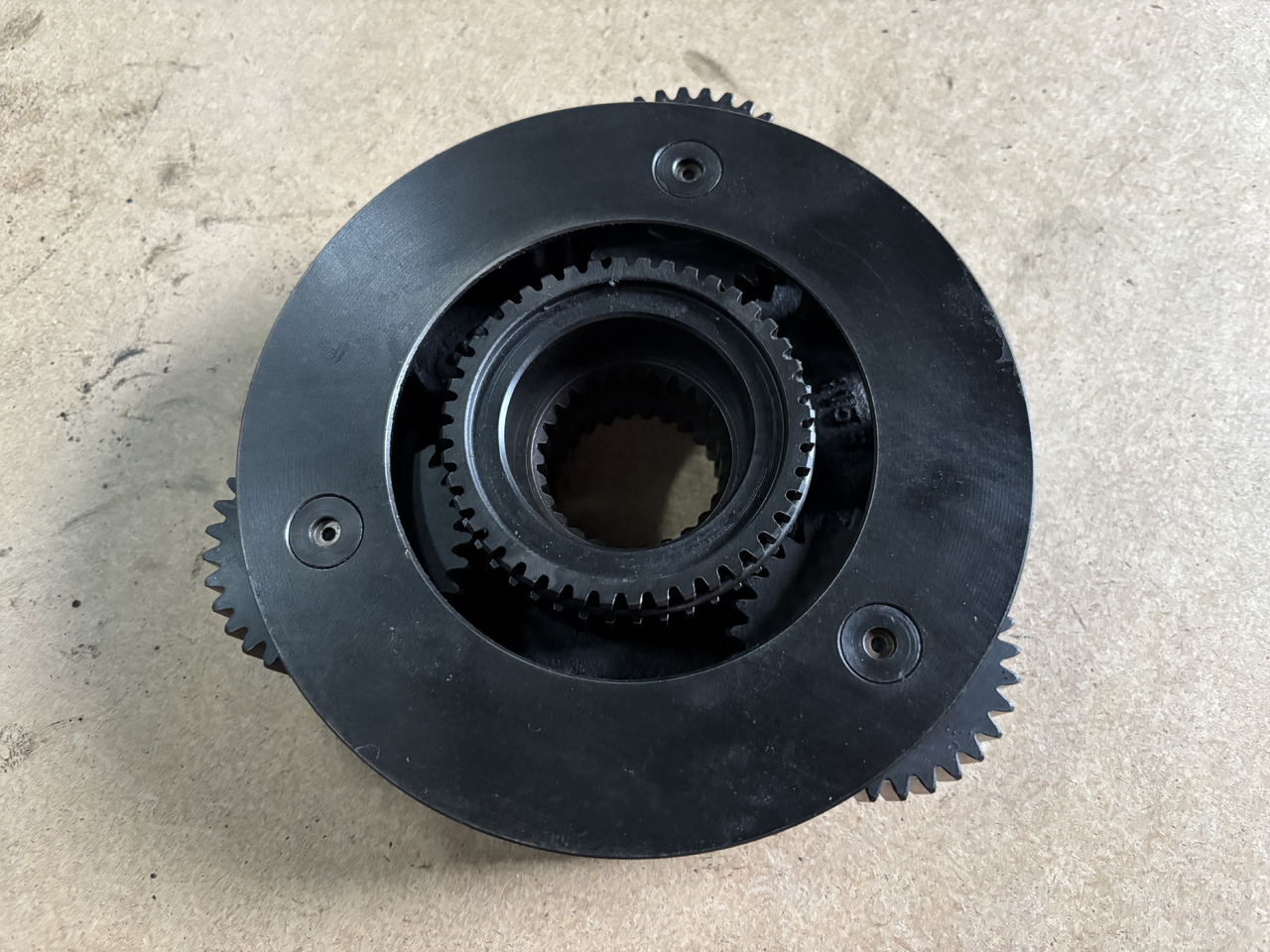 Claas AXION 830 Reduktor przekładni 60 0502 600 8 6005026008 - Differentieel voor Tractor: afbeelding 3 Claas AXION 830 Reduktor przekładni 60 0502 600 8 6005026008 - Differentieel voor Tractor: afbeelding 3