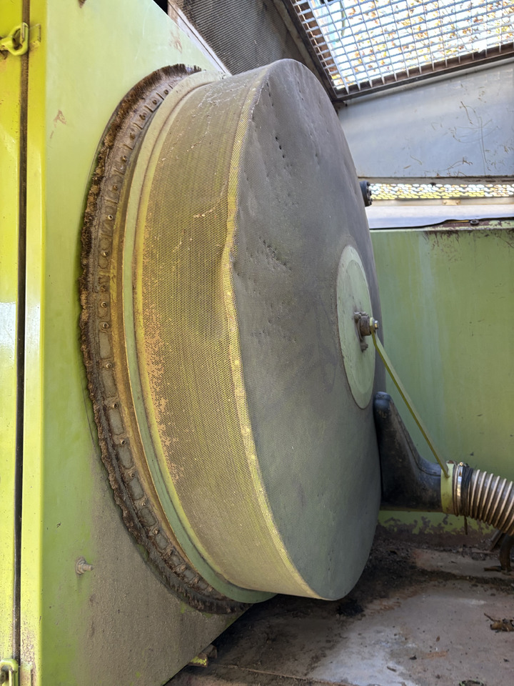 Claas Jaguar 820 840 860 Sprężarka Klimatyzacji 00 0625 999 1 0006259991 - Airco compressor voor Landbouwmachine: afbeelding 4 Claas Jaguar 820 840 860 Sprężarka Klimatyzacji 00 0625 999 1 0006259991 - Airco compressor voor Landbouwmachine: afbeelding 4