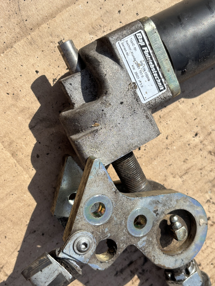 Claas Jaguar 970 - silnik przekładni planetarnej 24V GR63x25 na części - Transmissie voor Maaidorser: afbeelding 5 Claas Jaguar 970 - silnik przekładni planetarnej 24V GR63x25 na części - Transmissie voor Maaidorser: afbeelding 5