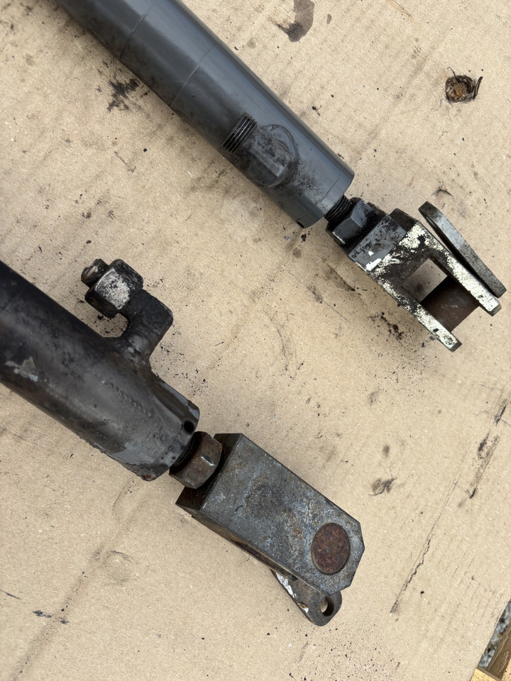 Claas Jaguar 970 siłowniki hydrauliczne - Hydraulische cilinder voor Landbouwmachine: afbeelding 3 Claas Jaguar 970 siłowniki hydrauliczne - Hydraulische cilinder voor Landbouwmachine: afbeelding 3