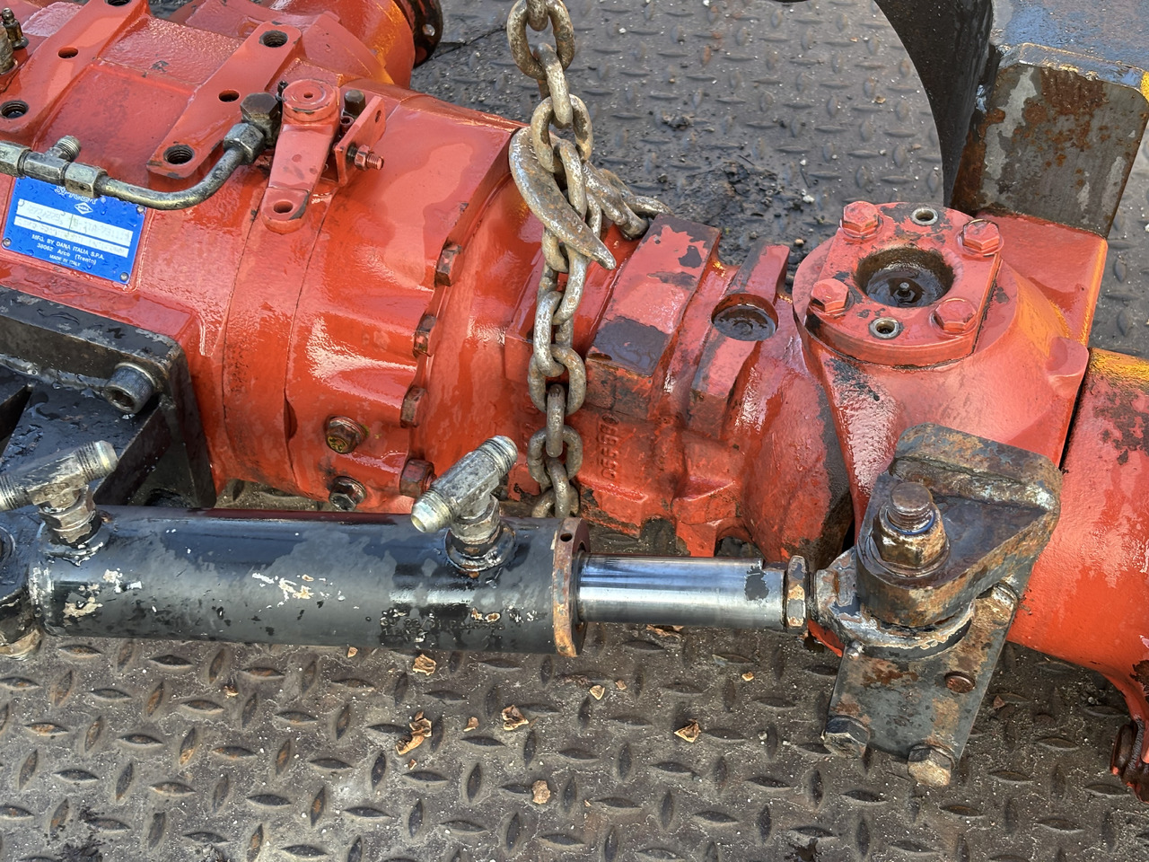 Dana Spicer 272/229 Most Oś Zwolnica Zwrotnica Układ Planetarny Pochwa Obudowa Kaptur - Fusee voor Landbouwmachine: afbeelding 5 Dana Spicer 272/229 Most Oś Zwolnica Zwrotnica Układ Planetarny Pochwa Obudowa Kaptur - Fusee voor Landbouwmachine: afbeelding 5