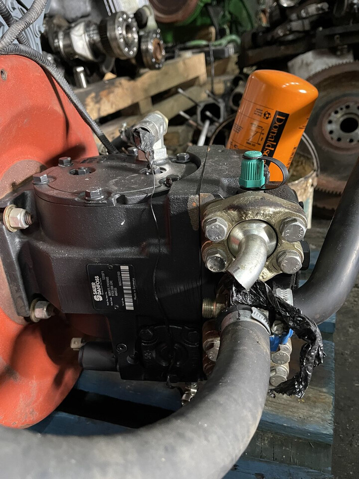 Danfos-pompa jazdy-hydrostat/pompa jazdy Merlo 40.7 - Hydraulische pomp voor Verreiker: afbeelding 1 Danfos-pompa jazdy-hydrostat/pompa jazdy Merlo 40.7 - Hydraulische pomp voor Verreiker: afbeelding 1