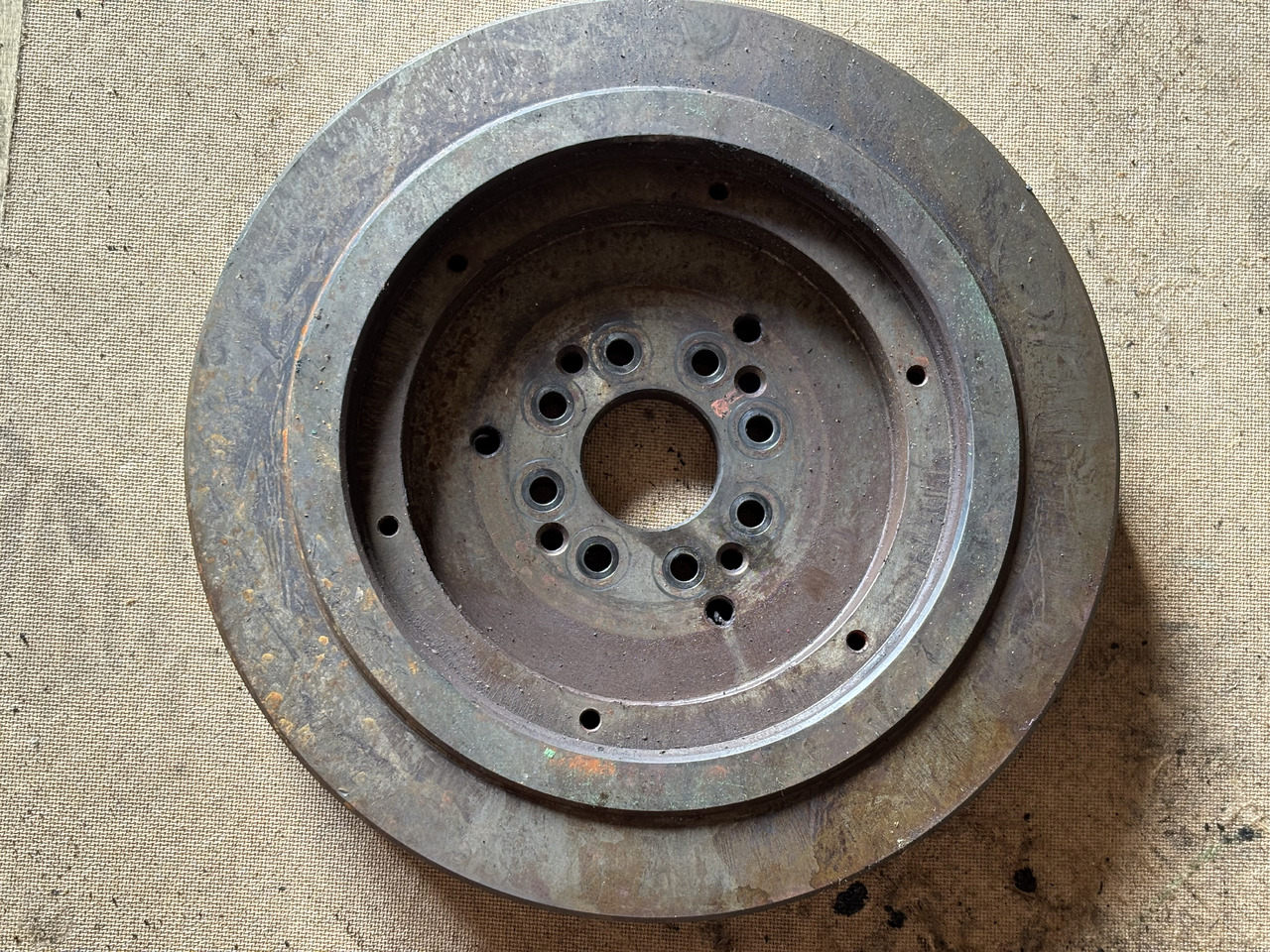 Deutz TD2011 D2011 D2011L04W  Koło Zamachowe  04104106 - Vliegwiel voor Landbouwmachine: afbeelding 3 Deutz TD2011 D2011 D2011L04W  Koło Zamachowe  04104106 - Vliegwiel voor Landbouwmachine: afbeelding 3