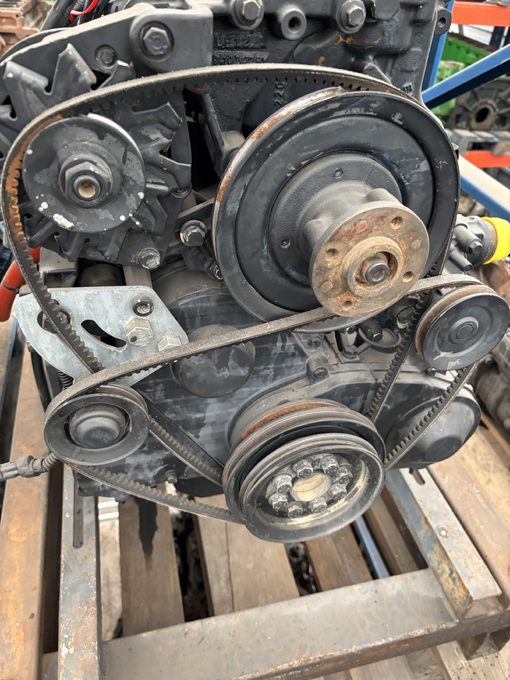 Deutz TD2011L04W TD 2011 L04 W Silnik Kompletny - Motor voor Bouwmachine: afbeelding 5 Deutz TD2011L04W TD 2011 L04 W Silnik Kompletny - Motor voor Bouwmachine: afbeelding 5