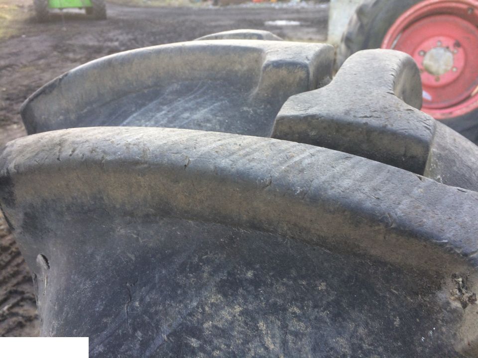 FELGA DW 16x26 , OPONA firestone 23.1 - 26 , Claas Dominator - Complete wiel voor Landbouwmachine: afbeelding 2 FELGA DW 16x26 , OPONA firestone 23.1 - 26 , Claas Dominator - Complete wiel voor Landbouwmachine: afbeelding 2