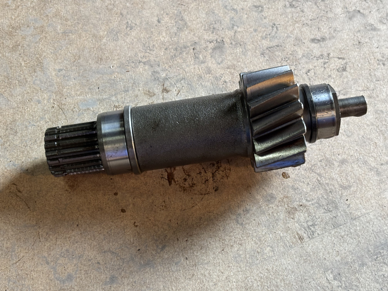 Fendt 308 309 310 311 312 Wałek 312100080040 - Transmissie voor Landbouwmachine: afbeelding 1 Fendt 308 309 310 311 312 Wałek 312100080040 - Transmissie voor Landbouwmachine: afbeelding 1