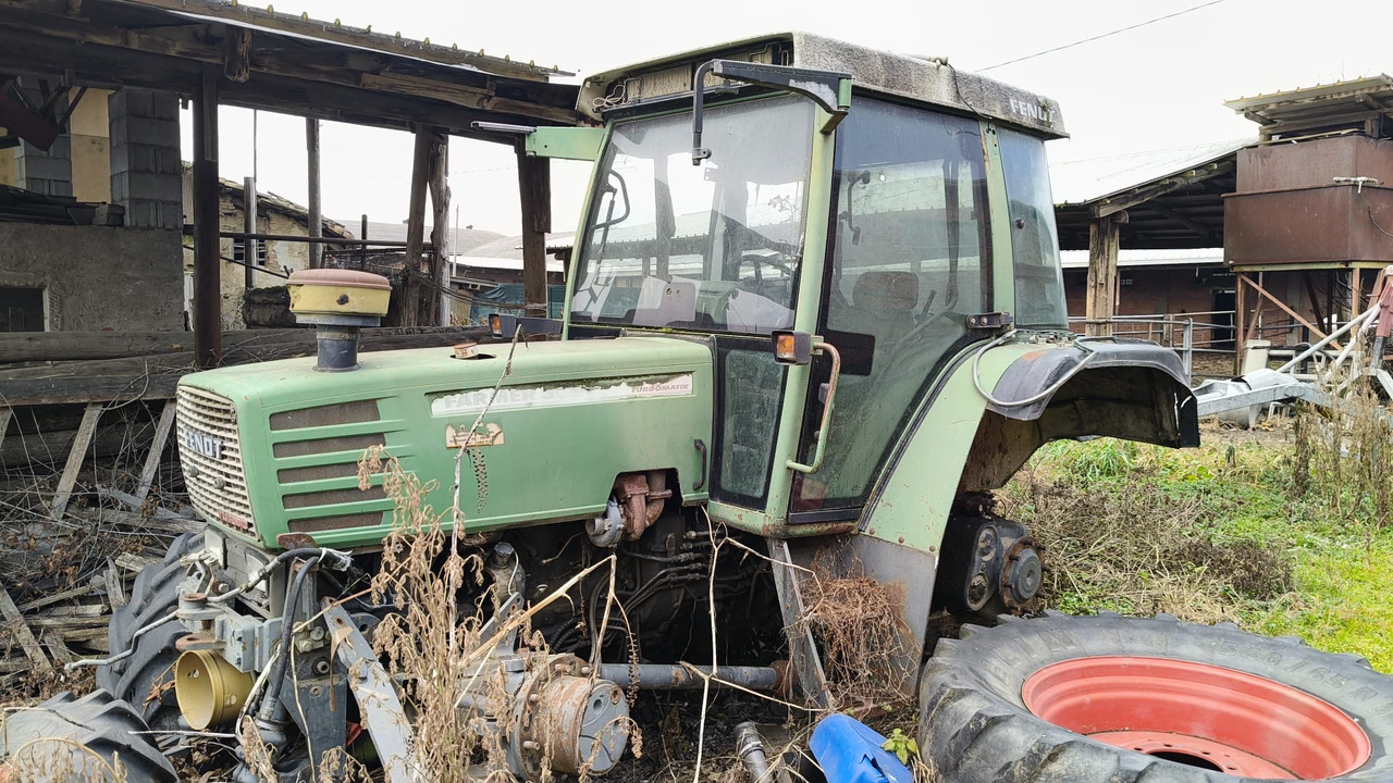 Fendt 309 - na części - ramiona mocowania lusterek - Achteruitkijkspiegel voor Tractor: afbeelding 1 Fendt 309 - na części - ramiona mocowania lusterek - Achteruitkijkspiegel voor Tractor: afbeelding 1